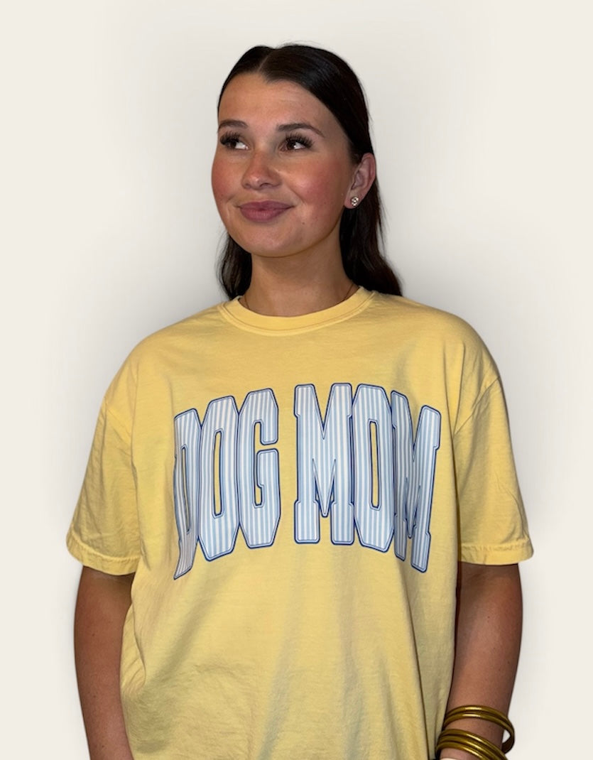 Dog Mom Tee